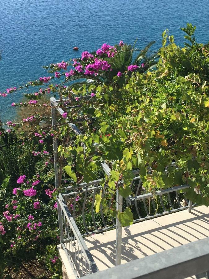 Beach Penthouse Diamond Omiš Dış mekan fotoğraf