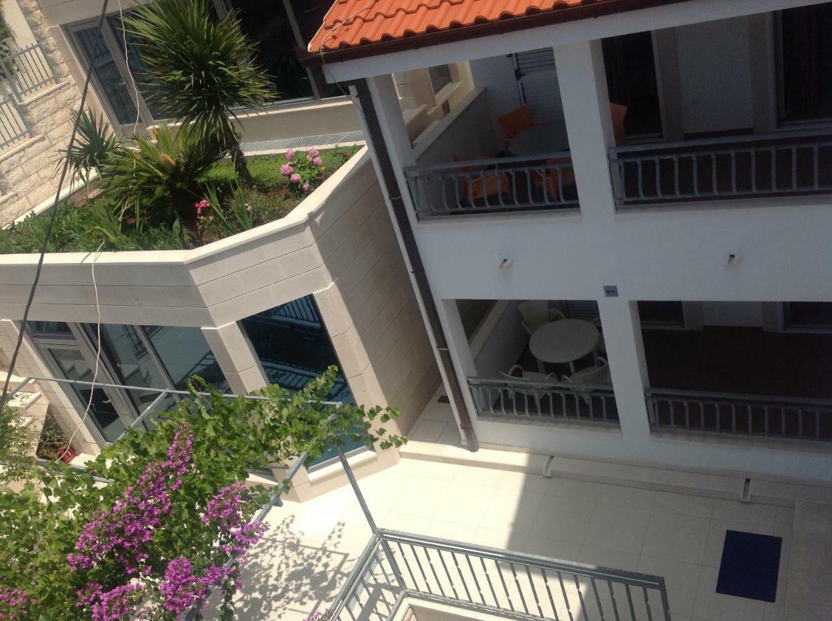 Beach Penthouse Diamond Omiš Dış mekan fotoğraf