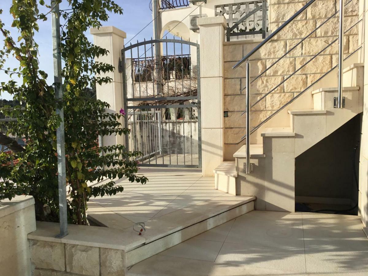 Beach Penthouse Diamond Omiš Dış mekan fotoğraf